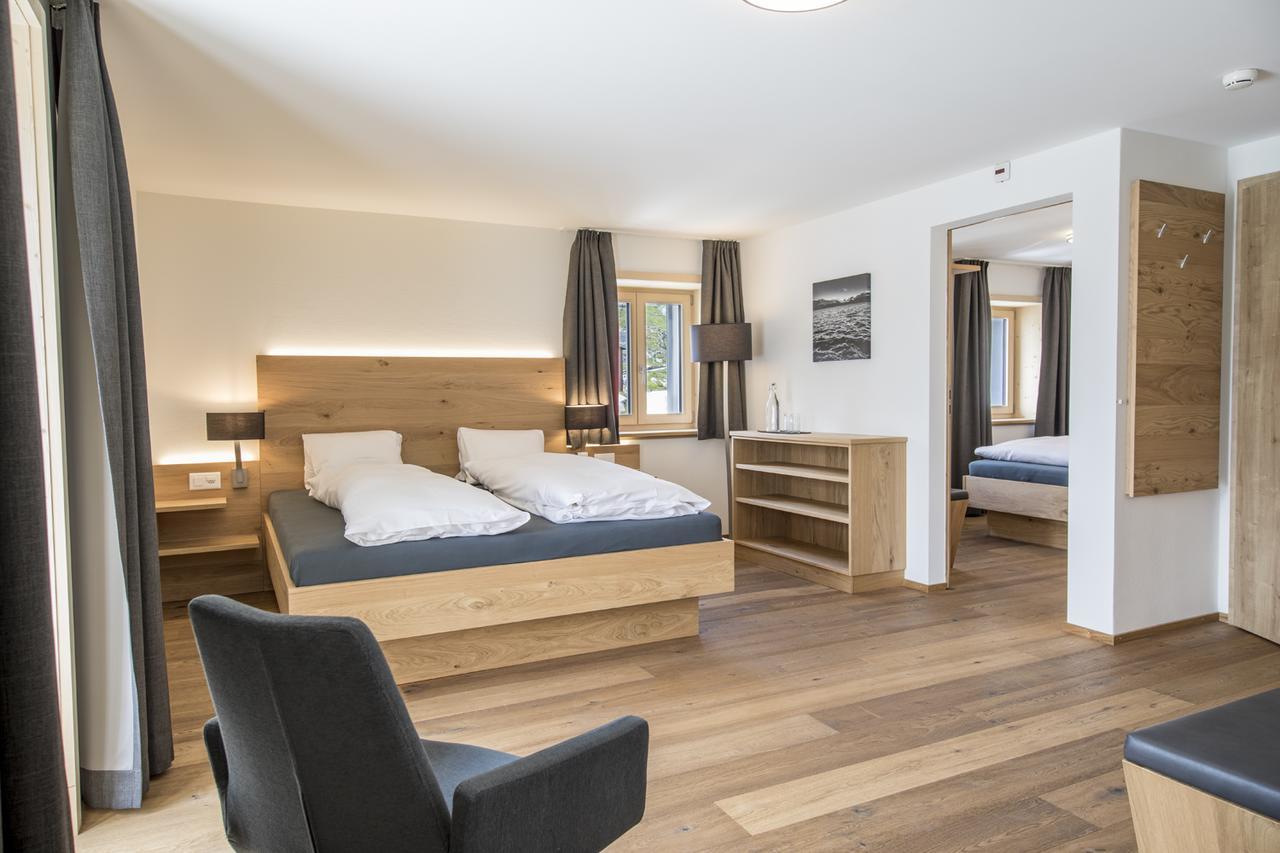 Hotel Grimsel Passhoehe オーバーヴァルト エクステリア 写真