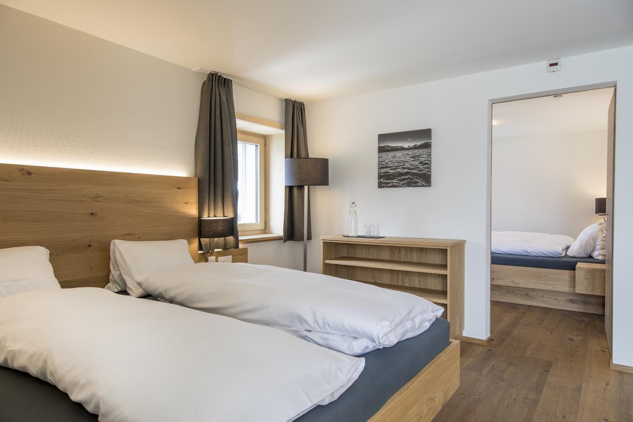 Hotel Grimsel Passhoehe オーバーヴァルト エクステリア 写真